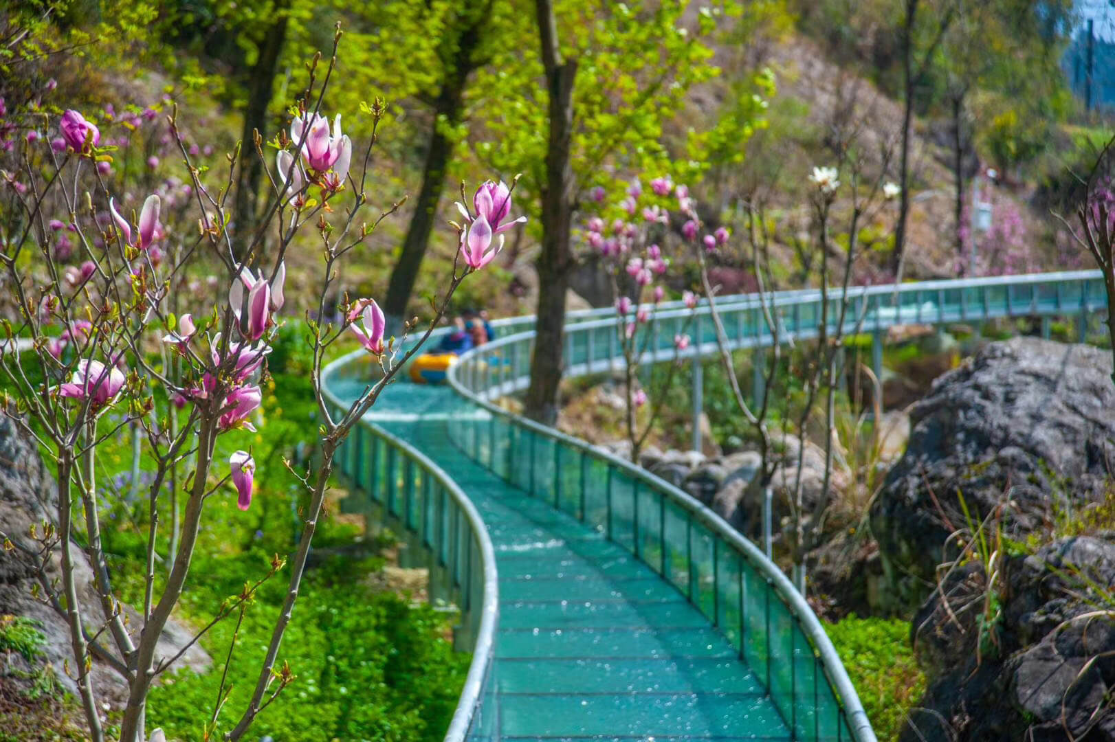 玻璃漂流水滑道